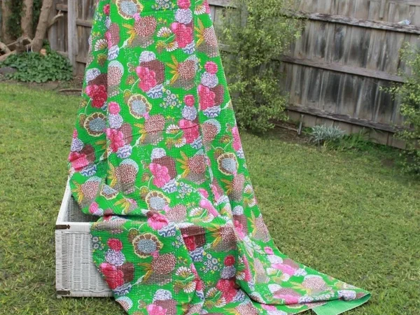 Different Quilt Cover Styles to Match Your Room 