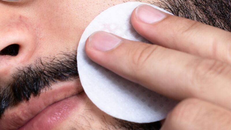 Beard Serum vs Beard Oil: Which One Should You Choose for Your Beard?