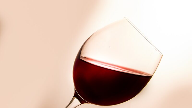Non-Alcoholic Red Wine: A Sober Sip Without Compromise