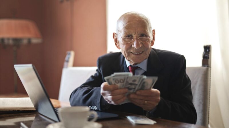 Retirement Planning with a Financial Advisor: When to Start and Why