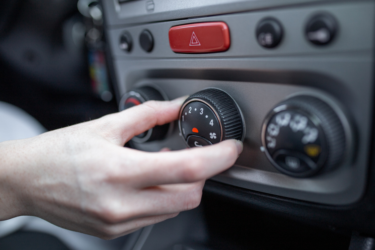 Top 7 Secrets to Extend Your Car AC Lifespan in the UAE