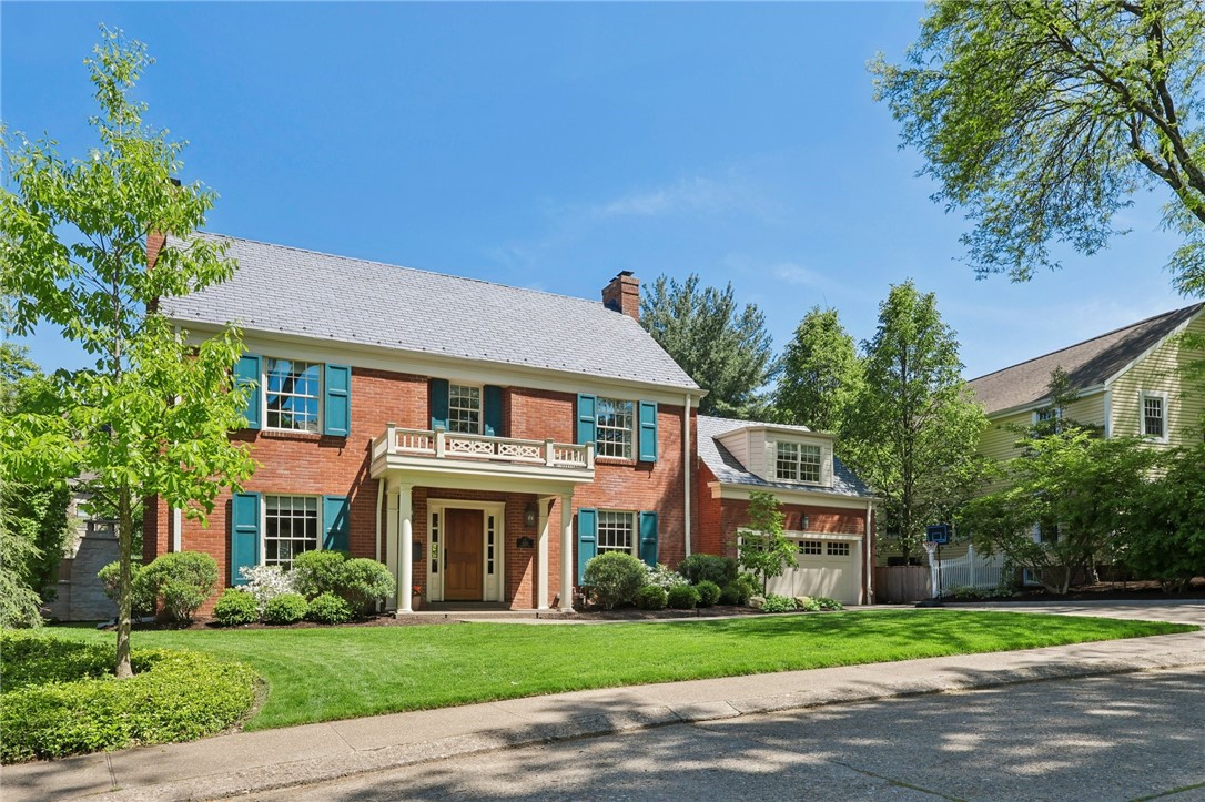 What Makes Someone the Best Realtor? 7 Signs You’ve Found the One