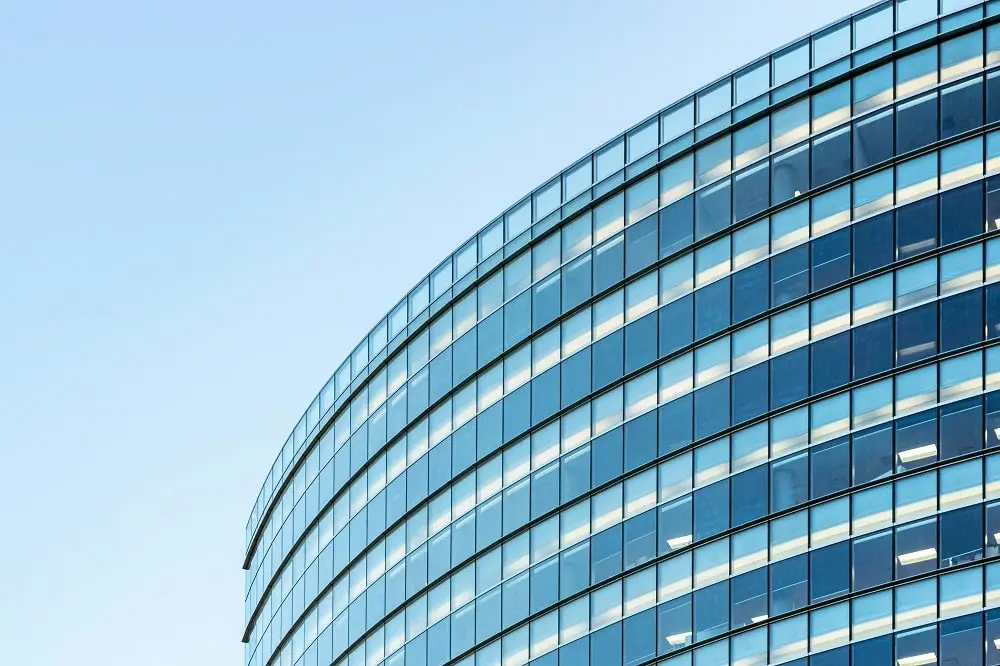 Can You Identify Tempered Glass by Looking at It? 1 Can You Identify Tempered Glass by Looking at It?