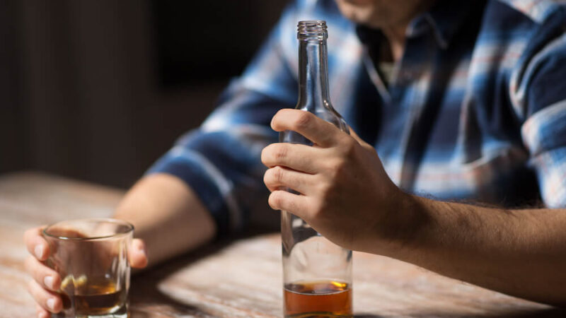 How to Support a Loved One at an Alcohol De-Addiction Centre in Pune