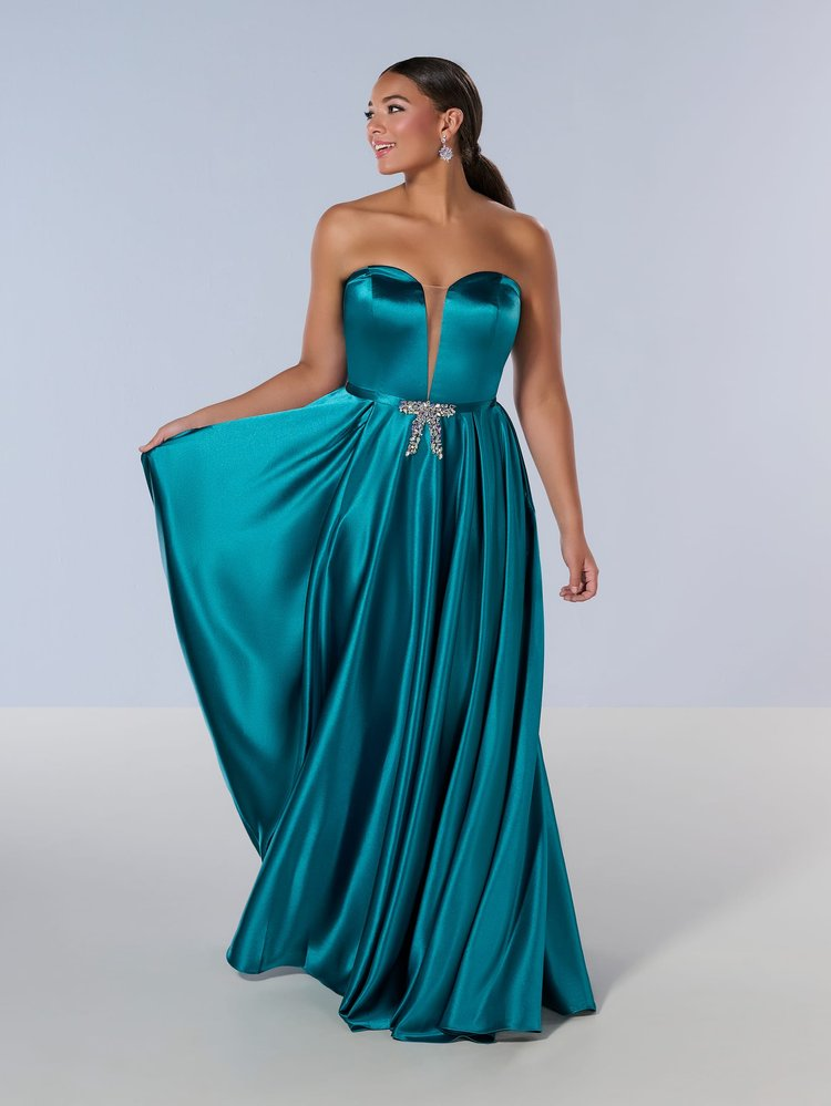 Your Guide to the Best Prom Dress Boutiques in Fort Lauderdale 3 image 18