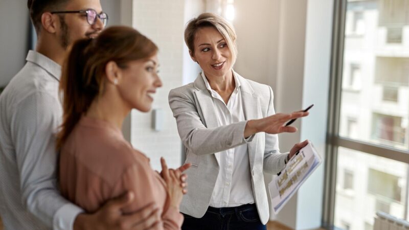How Landlords Benefit From a Real Estate Management Company