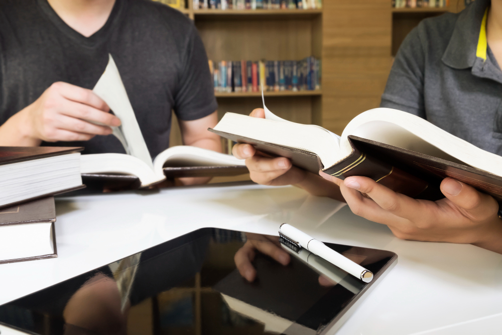 How London Book Publishers Can Turn Your Manuscript into a Bestseller: 6 Essential Steps 1 How London Book Publishers Can Turn Your Manuscript into a Bestseller: 6 Essential Steps