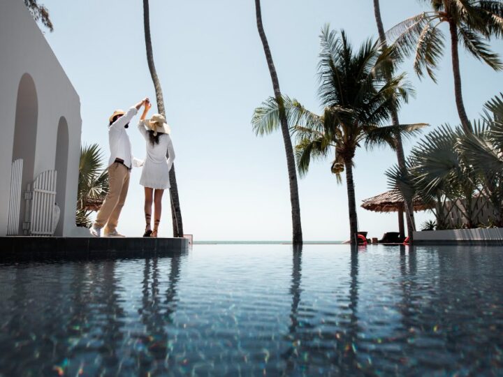 7 Mistakes To Avoid When Booking A Luxury Vacation Deal