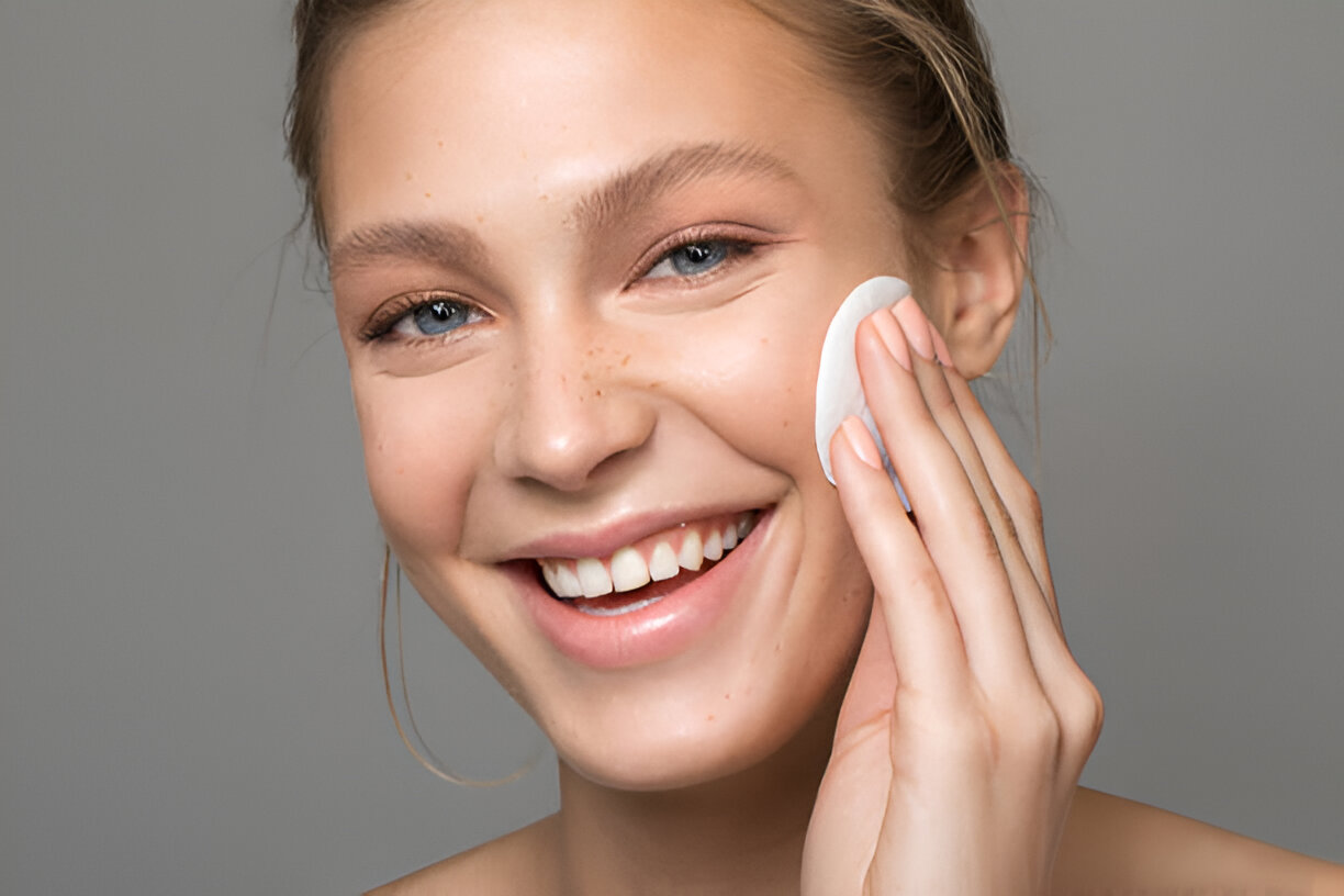 Rejuvenate Your Skin with a Collagen Facial: The Ultimate Anti-Aging Secret 1 Rejuvenate Your Skin with a Collagen Facial: The Ultimate Anti-Aging Secret