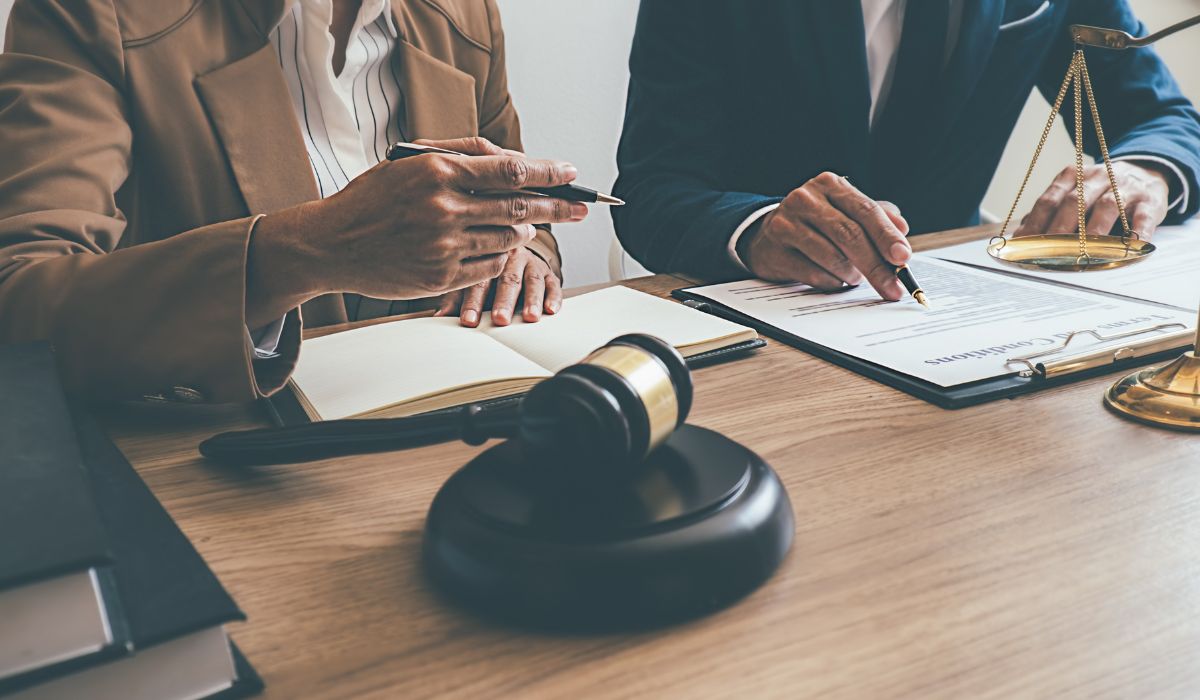 Why Insurance Companies Fear an Experienced Truck Accident Lawyer 1 Why Insurance Companies Fear an Experienced Truck Accident Lawyer