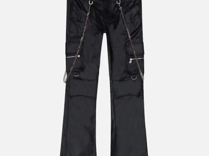 Valabasas Jeans: Where Streetwear Meets Sophisticated Edge