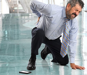What Are the Signs That You Need a Back Doctor Immediately?
