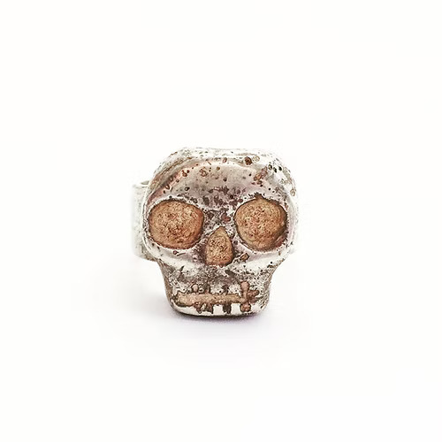 Why Skull Wedding Bands Are Perfect for Halloween or Gothic Weddings 1 Why Skull Wedding Bands Are Perfect for Halloween or Gothic Weddings