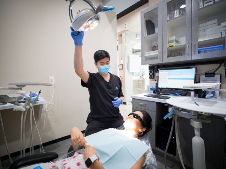 Are There Any Side Effects of Using Whitening Gum for Teeth?