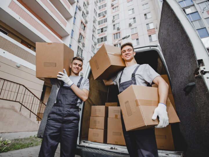 Why Houston Courier Services Are Essential for Businesses and Individuals