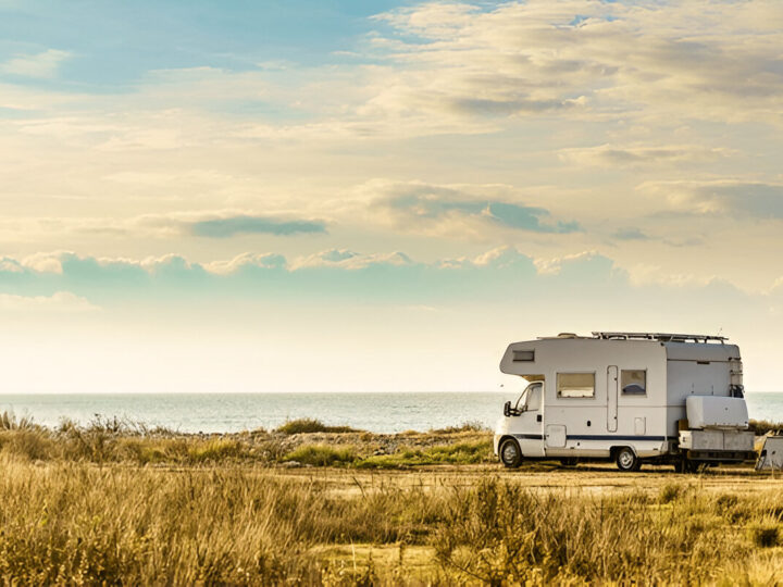 Caravans Vs. Motorhomes: Selecting the Ideal Travel Companion for Your Adventures