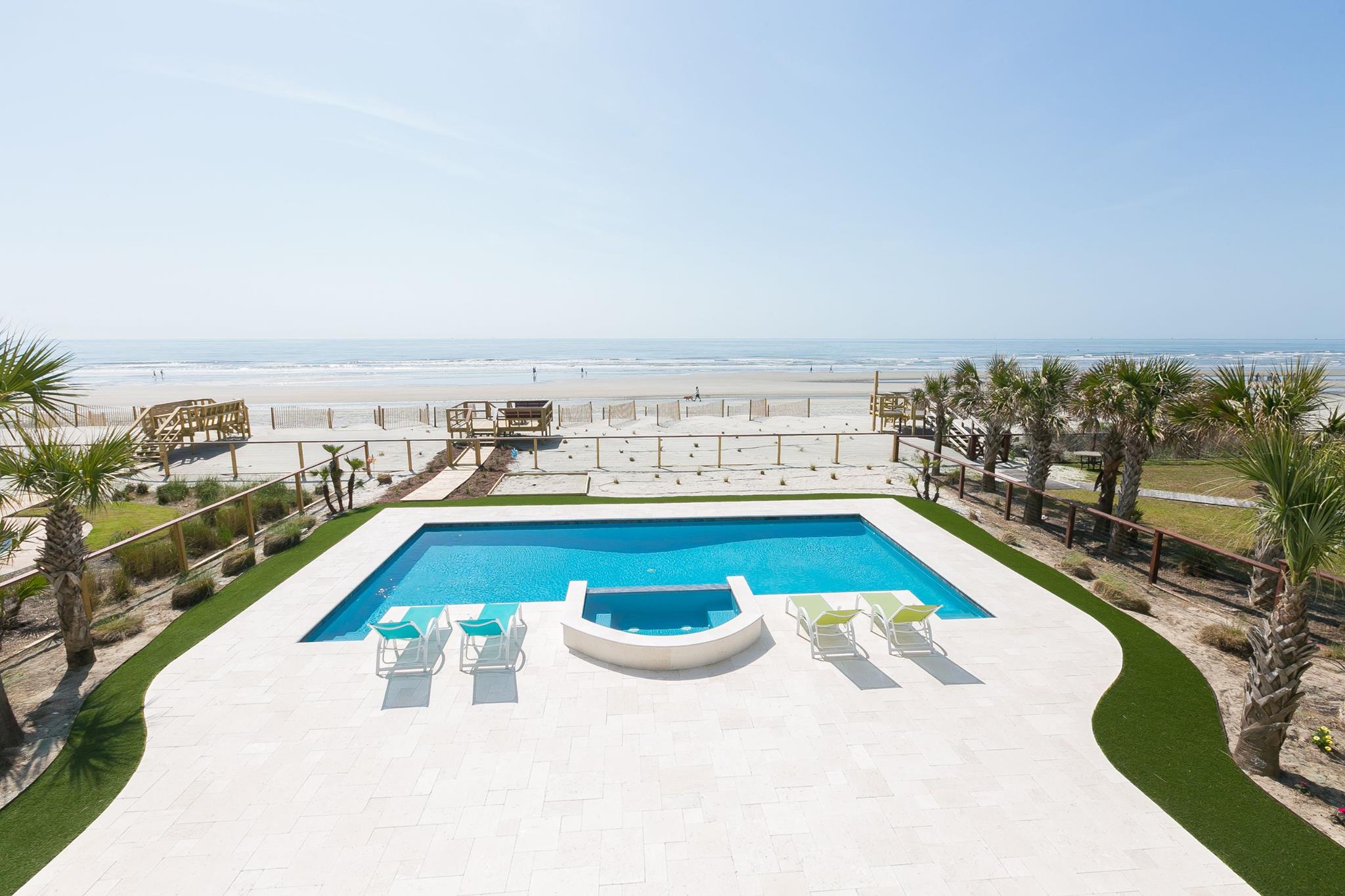Transform Your Space with Professional Artificial Turf Installation in Charleston, SC 1 Transform Your Space with Professional Artificial Turf Installation in Charleston, SC