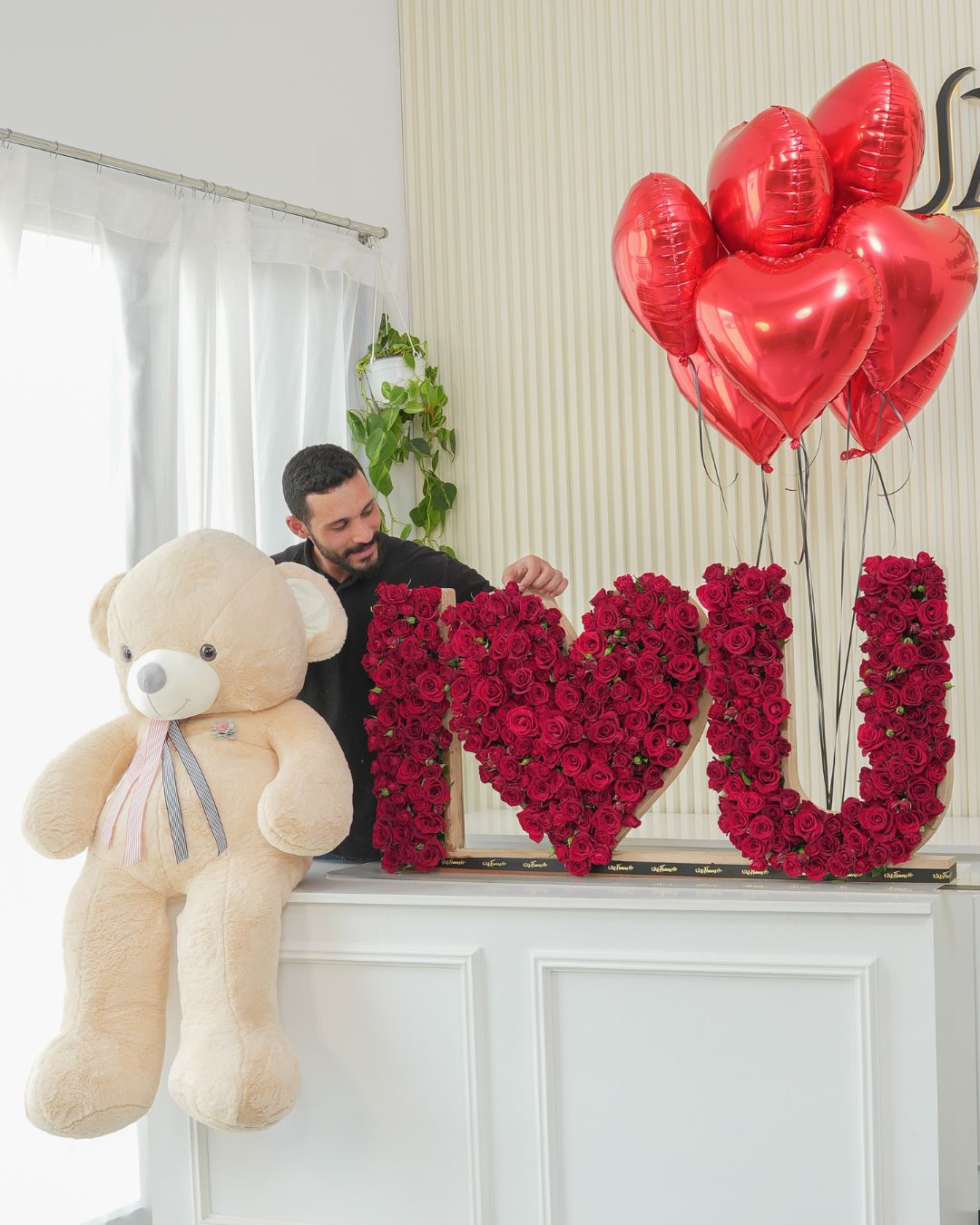 Discovering the Art of Gifting: Choosing the Right Flower Shop Dubai