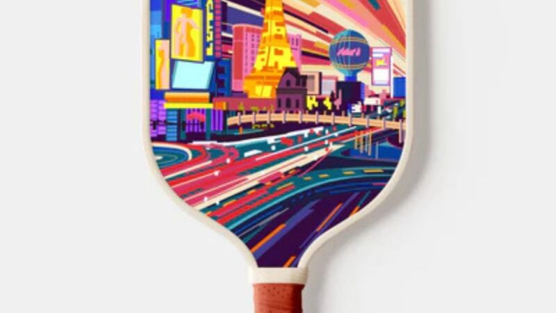 Top Features to Consider When Designing Your Custom Pickleball Paddle