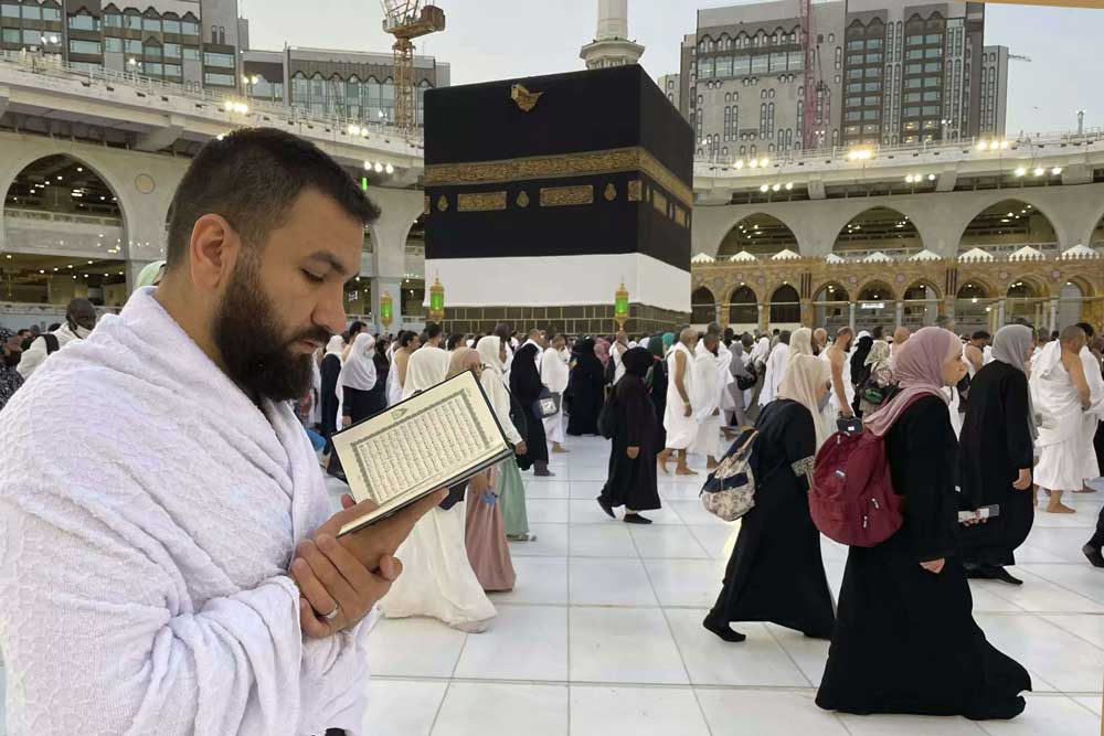 How to Perform Umrah for Someone Else