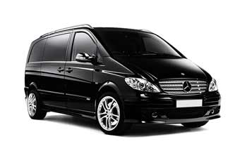 What are the benefits of employing a Business Limousine Service?