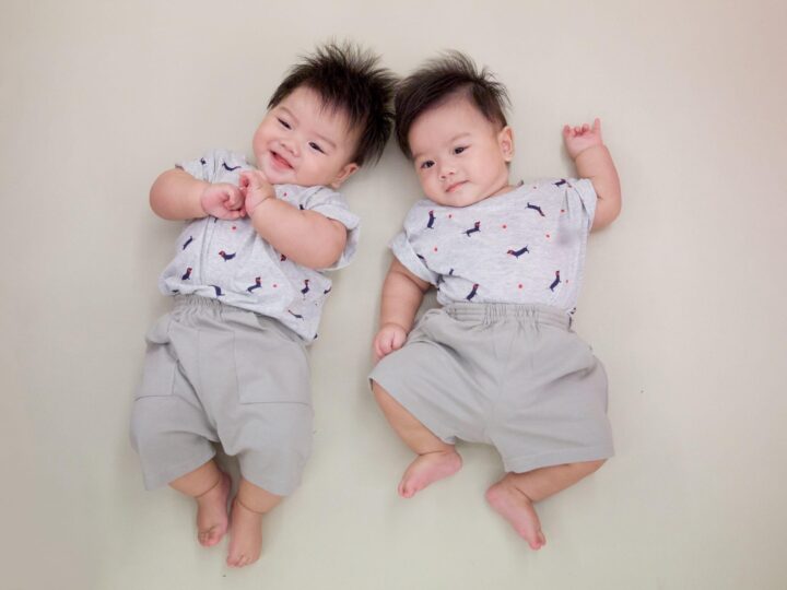 How Can Twin Baby Stuff Make Parenting Easier?