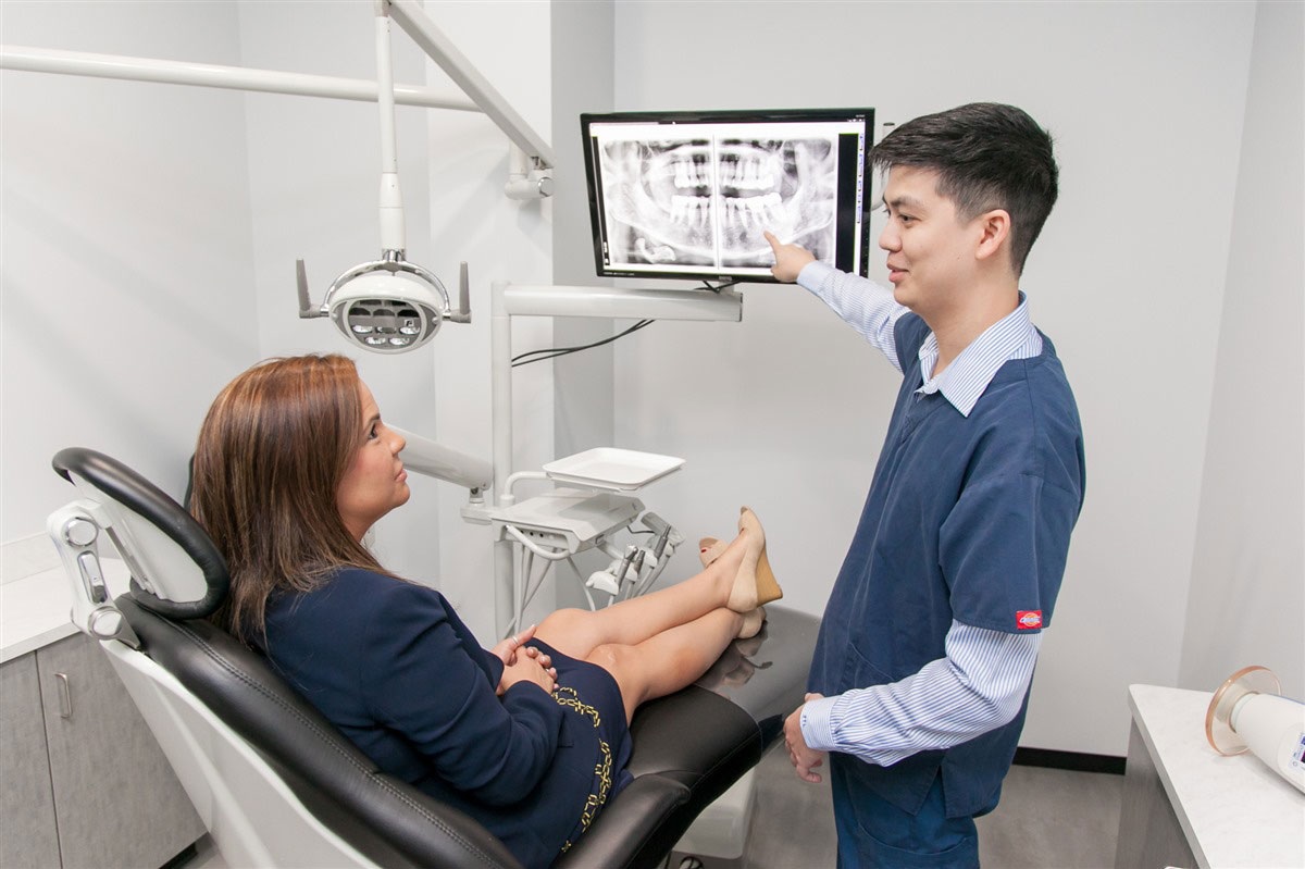 What Is the Best Teeth Whitening Gum Near Me?