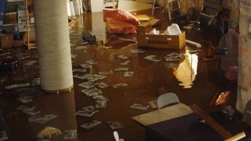 How Can You Identify Ceiling Water Damage Early?