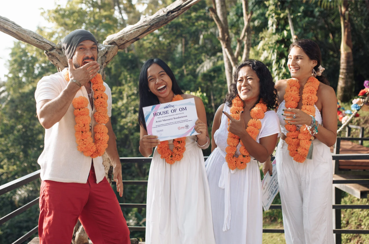 Best Yoga Teacher Training with House of Om – Online & Bali Programs