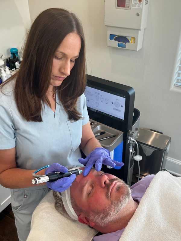 5 Benefits of HydraFacial vs. Chemical Peel in Tyler