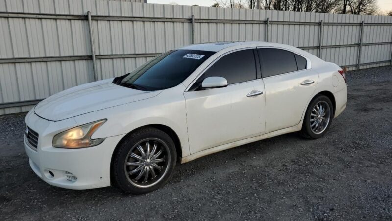 Should You Buy a Damaged Vehicle? Here’s What to Consider