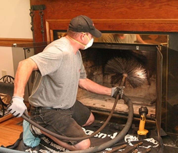 Safe & Affordable Chimney Animal Removal Baltimore Services