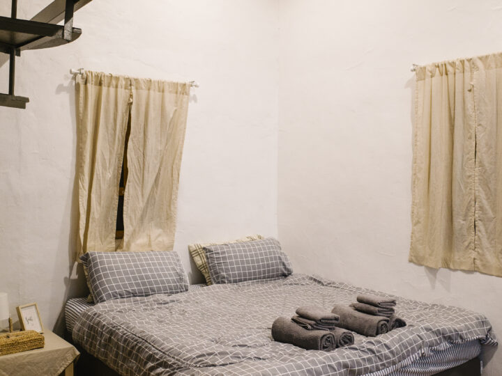 The Charm of the Pink Chesterfield Single Bed UK