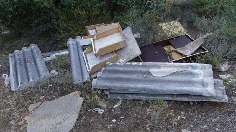 Difference Between Hauling and Junk Removal for Debris