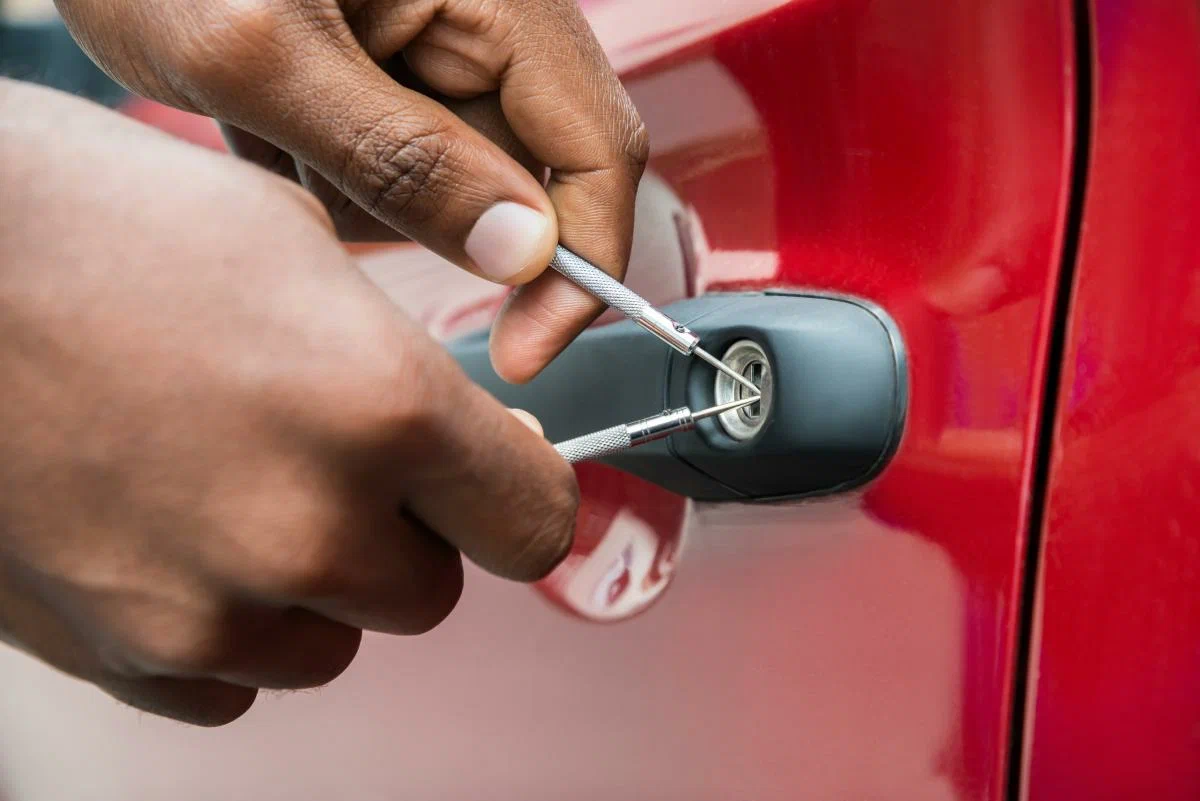 Emergency Locksmith Car Key Replacement You Can Trust