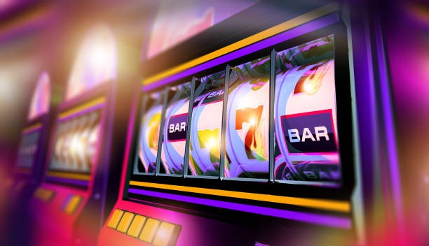 How Playing Slot Games Connects People Across Online Communities