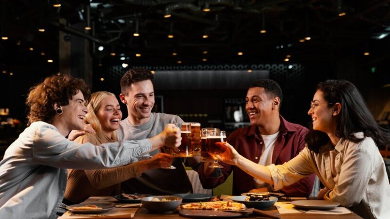 Best Happy Hour Spots at The Woodlands