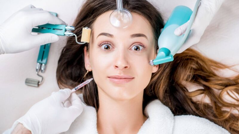 9 Non-invasive Beauty Treatments That Slow Aging
