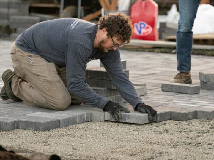 What Are the Advantages of Using Crushed Gravel Paver Base in Landscaping?