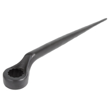 What are the most important benefits of using the spud wrench?