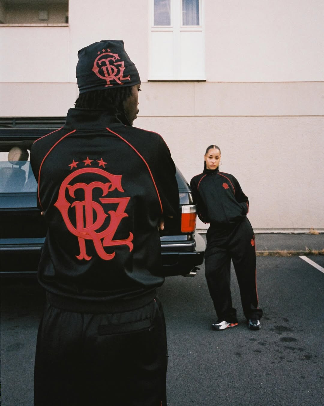 Corteiz and Dsquared2: The Battle of Streetwear and Luxury 1 Corteiz and Dsquared2: The Battle of Streetwear and Luxury