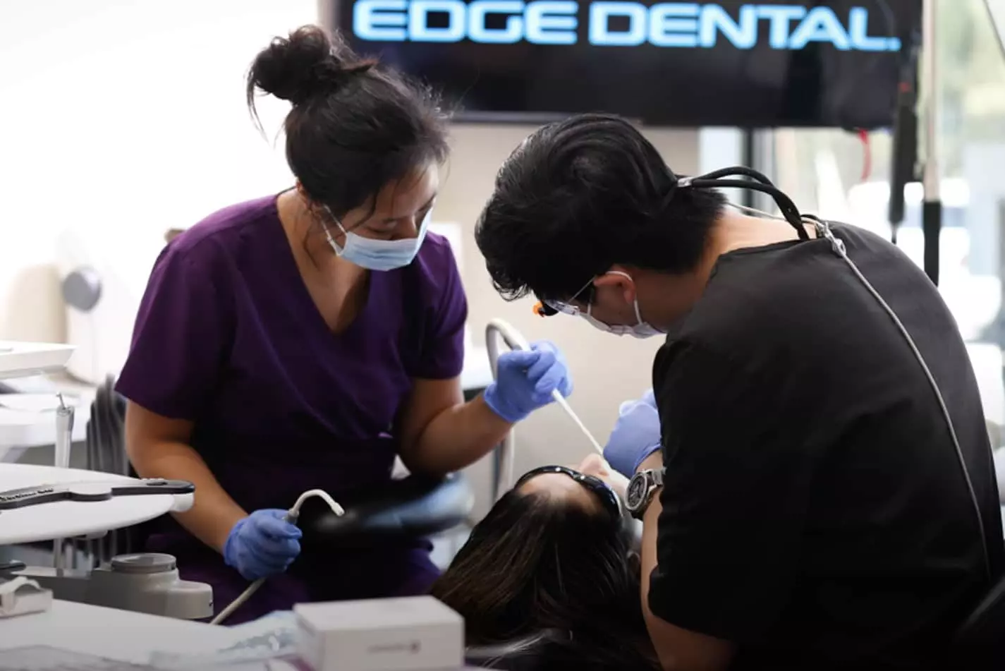 Who Is an Ideal Candidate for Laser Gum Bleaching? 1 Who Is an Ideal Candidate for Laser Gum Bleaching?