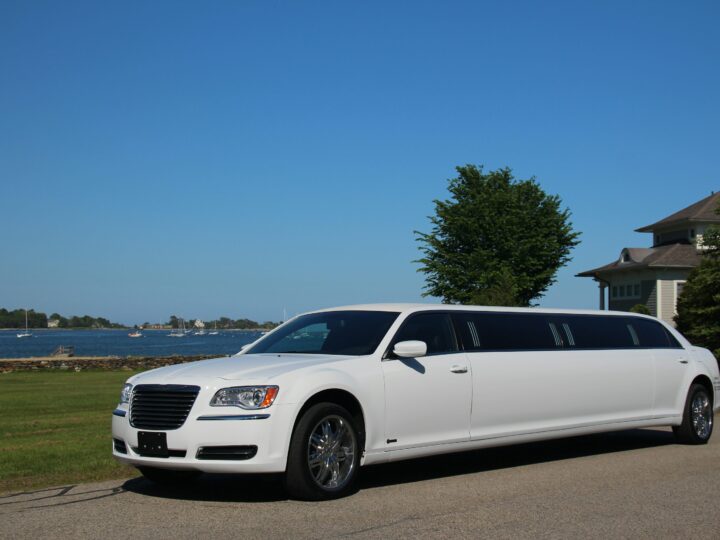Caledon Airport Limo  Standard in Airport Transportation in Canada