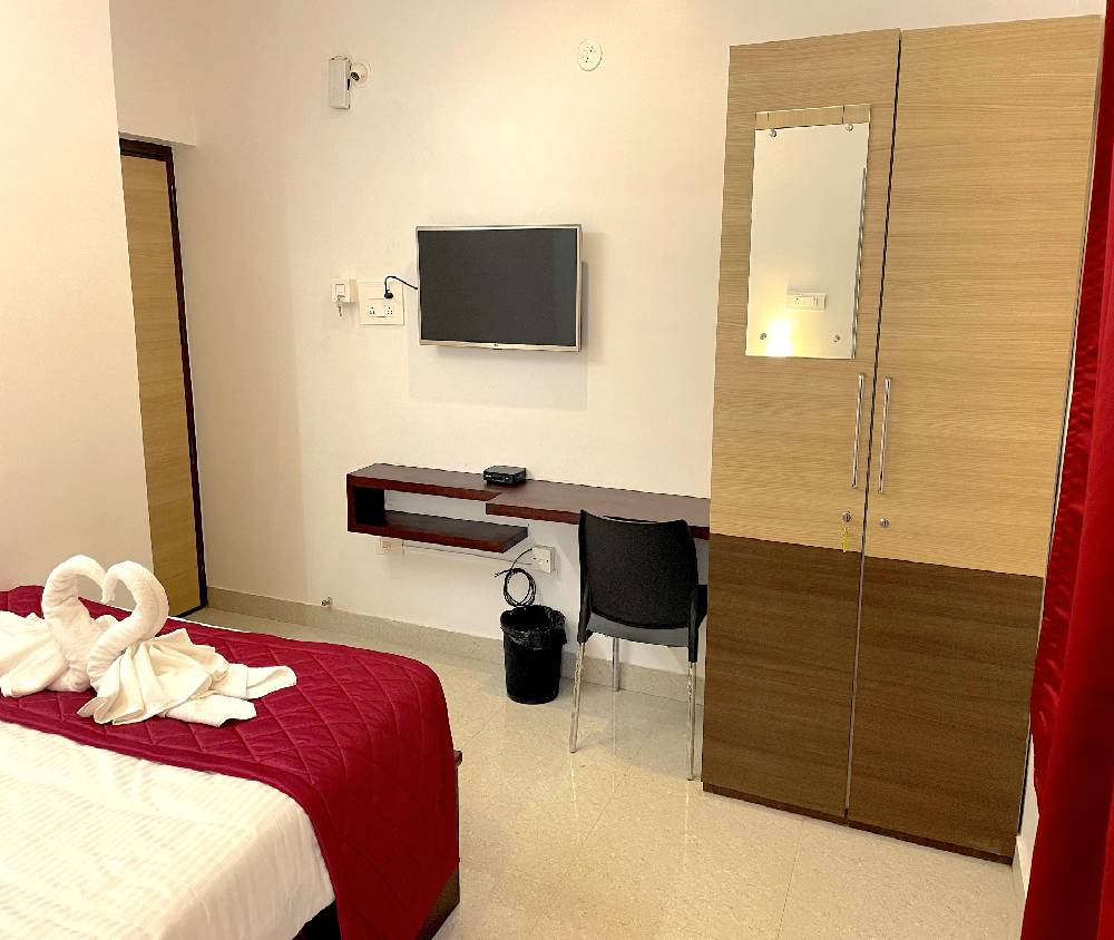 Discover Premier Hotels in Bangalore Near Airport 3 room 17